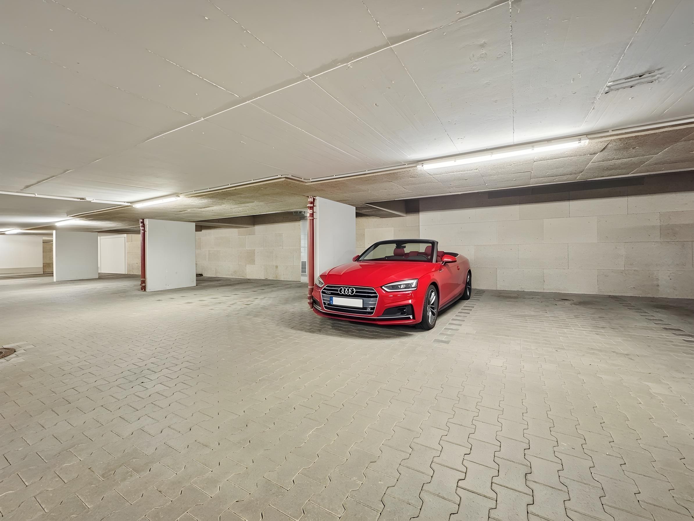 Tiefgarage mit zwei Stellplätzen